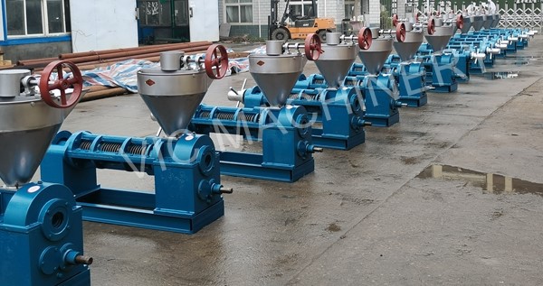 OIL PRESSERS OIL PRESSERS